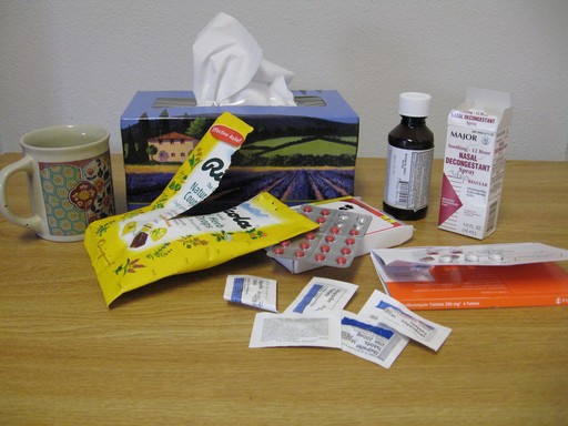 Gyógyszerek a náthához, Kép: wikimedia