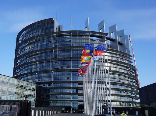 Strasbourg, külső felvétel az Európai Parlamentről, Kép: pixabay