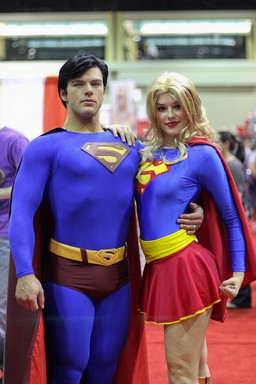 Superman és párja saját jelmezben, Kép: staticflickr