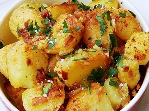 Szalonnás krumpli, Kép: ahogyeszikugypuffad.blogspot.com