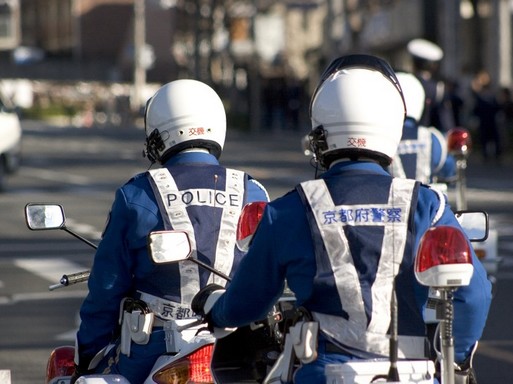 Motoros rendőrök Japánban, Kép: Japánspeciali
