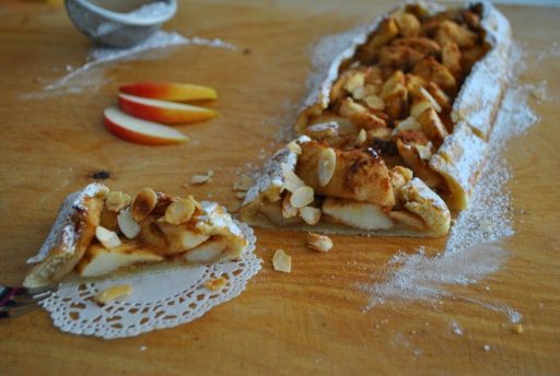 Francia hajtott almás pite, Kép: receptguru.cafeblog.hu