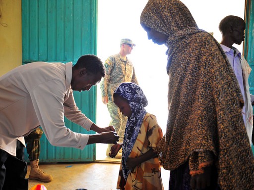 Védőoltás Etiópiában, Kép: wikimedia
