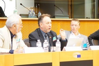 Fekete Péter a Nagycirkusz igazgatója előadást tart az EP-ben, Fotó: facebook
