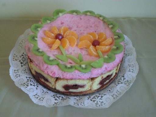Mascarponés, gyümölcsös torta, Kép: Salamon Csilla