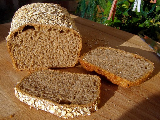 Teljes kiőrlésű kenyér, Kép: staticflickr