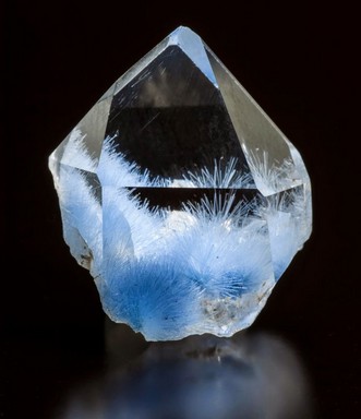Zárványos kristály, Kép: 17. Ásványbörze és Geo Napok