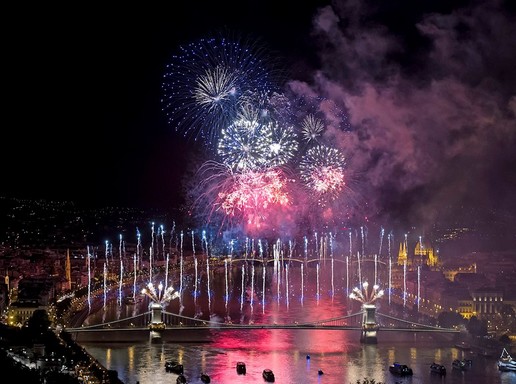 Tűzijáték Budapesten, Kép: MTI, Lakatos Péter