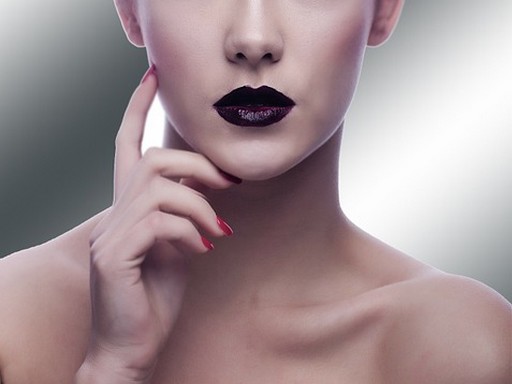 Női arc kifestve, Kép piaxbay