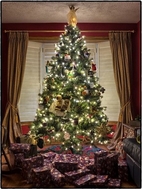 Feldíszített karácsonyfa, Kép: Megyeri Szabolcs