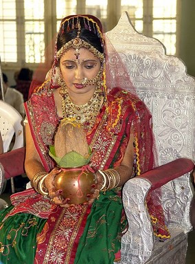 Hindu menyasszony, kép: wikimedia